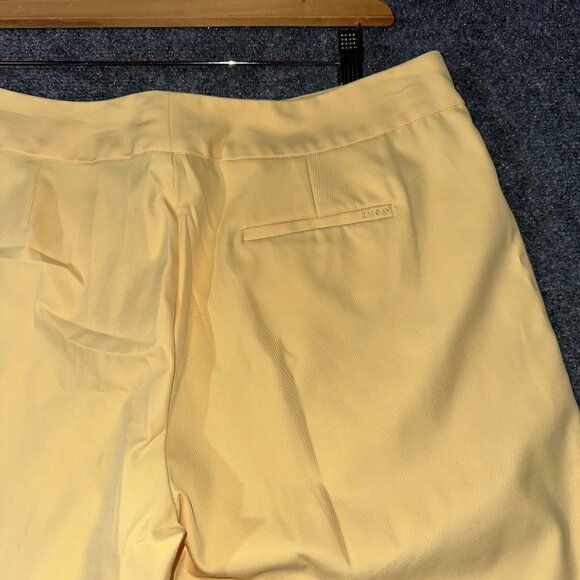 Izod XFG Shorts Womens 14 Yellow Stretch Bermuda Pockets Golf Pockets - Picture 7 of 7